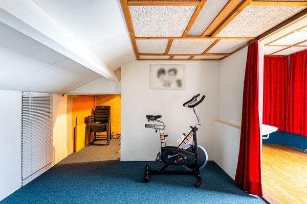 Foto - Te koop: tussenwoning gelegen aan groenvoorziening